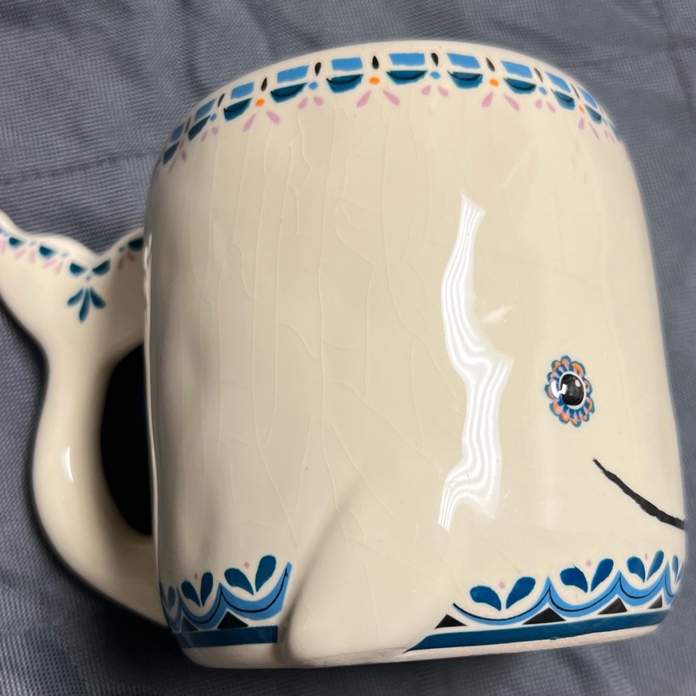 NATURAL LIFE Ceramic Whale Mug with Blue and Pink Details